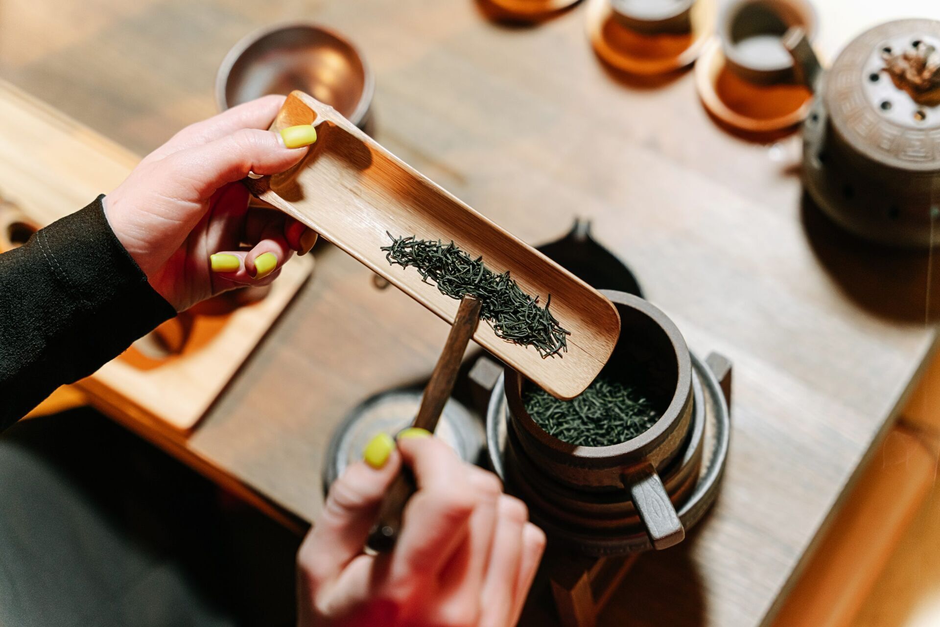 Herbaty czarne: historia, rodzaje i jak je parzyć
